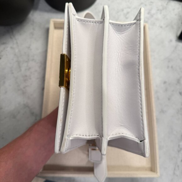 Off-White Baby Binder Clip Crossbody Bag – White Quilted Leather - Picture 8 of 8